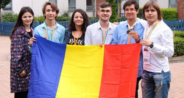 Elevul Ştefan Răzvan Bălăucă- medalia de bronz la Olimpiada Internaţională de Lingvistică